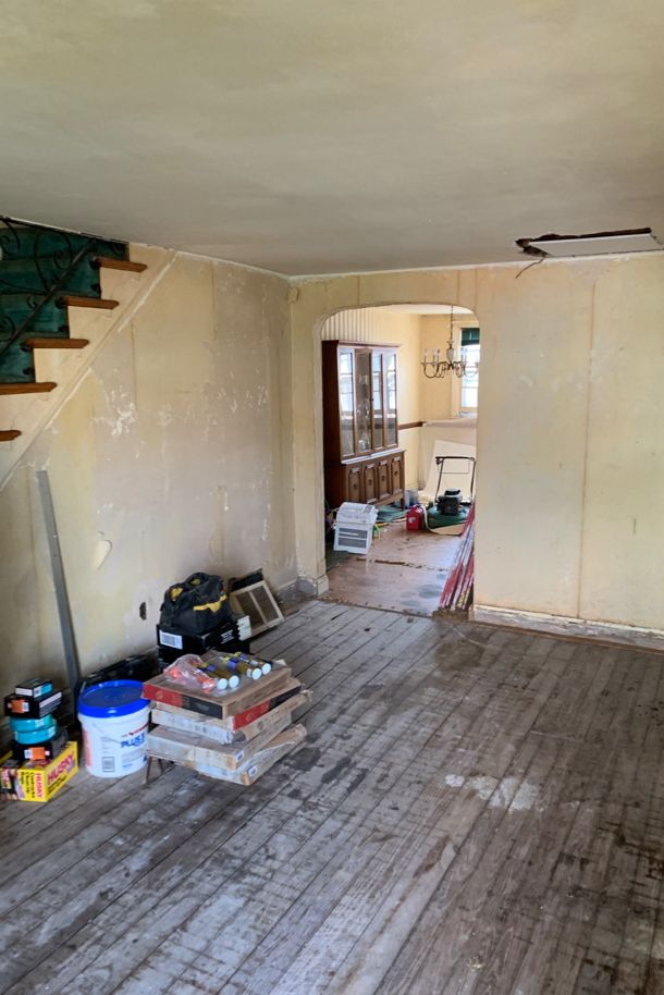 Cambridge living room, before