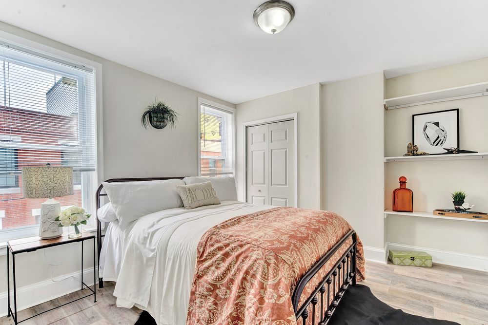 Dover: bedroom, finished