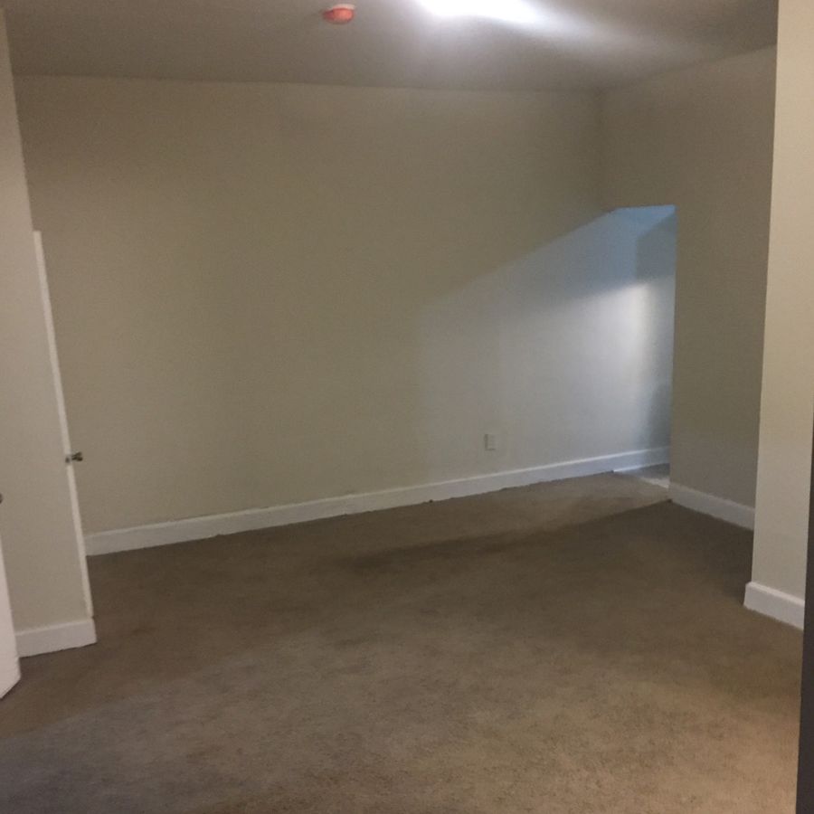 Union, Apt A living room, before